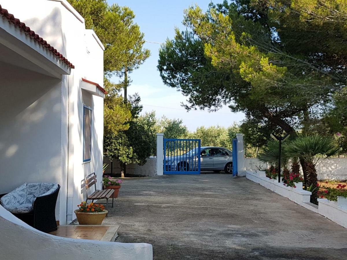 Villa Mina Каровиньо Екстериор снимка