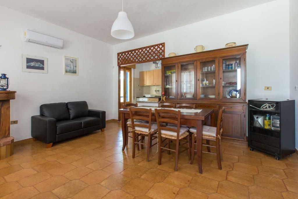 Villa Mina Каровиньо Екстериор снимка