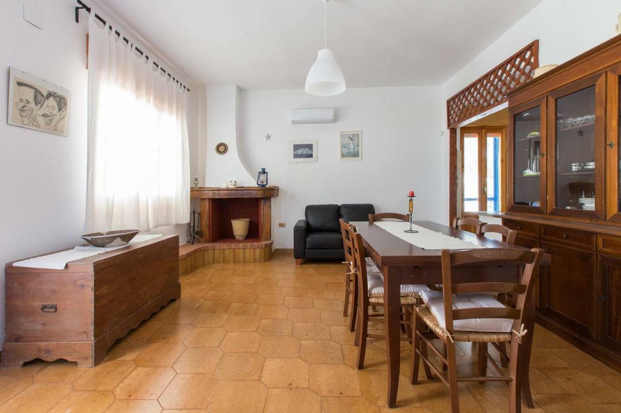 Villa Mina Каровиньо Екстериор снимка